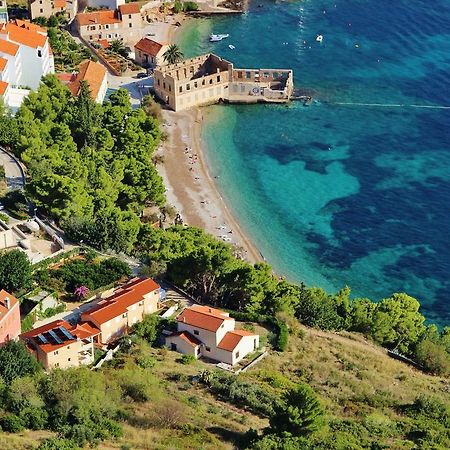 Apartment Mare Komiža Екстериор снимка