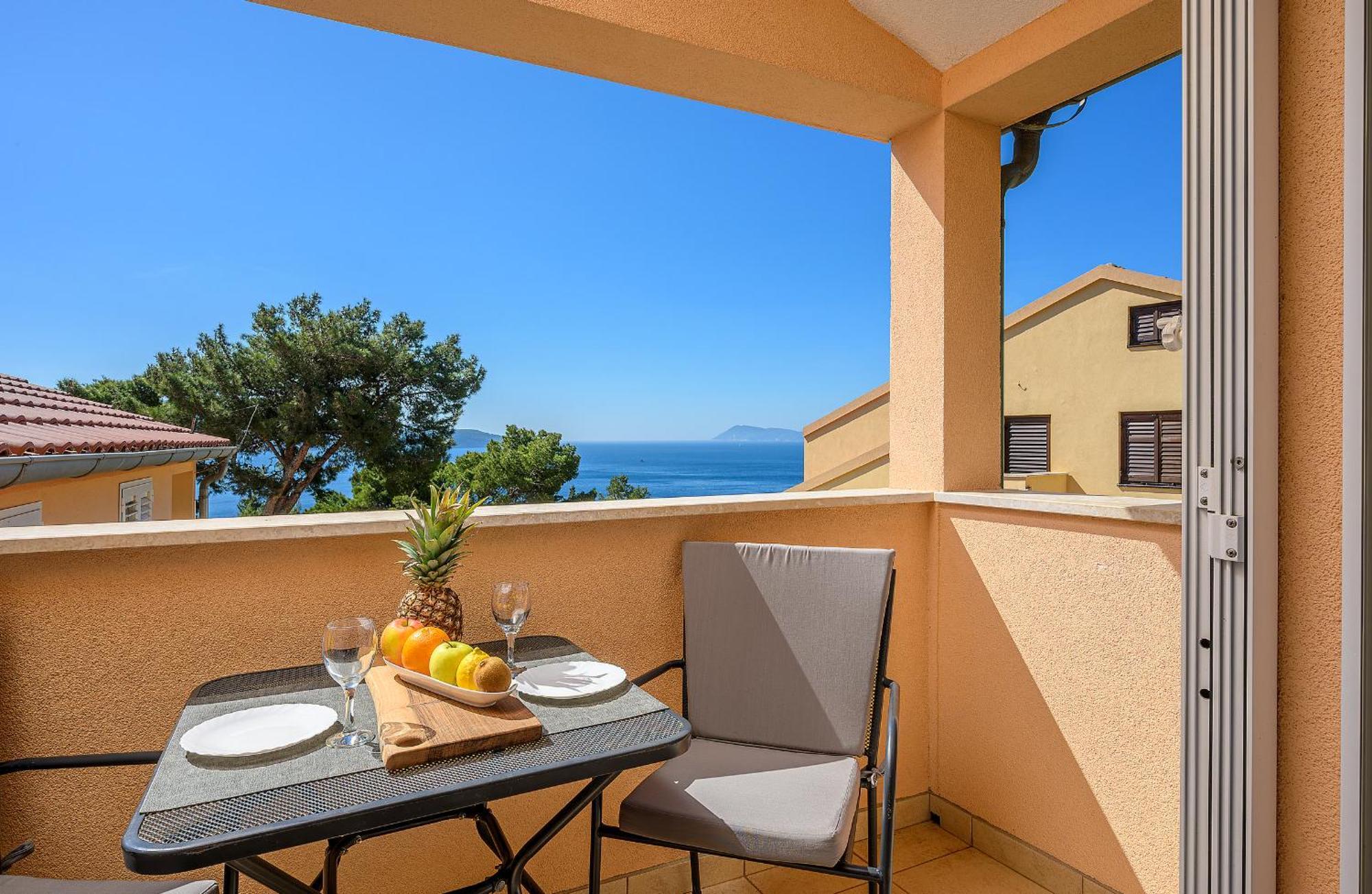 Apartment Mare Komiža Екстериор снимка