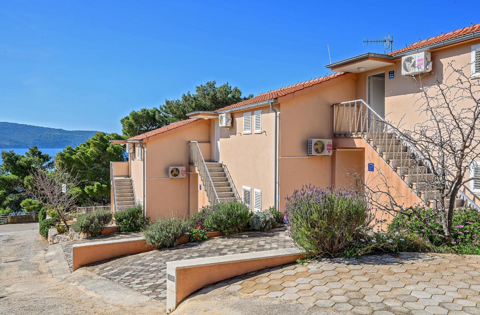 Apartment Mare Komiža Екстериор снимка