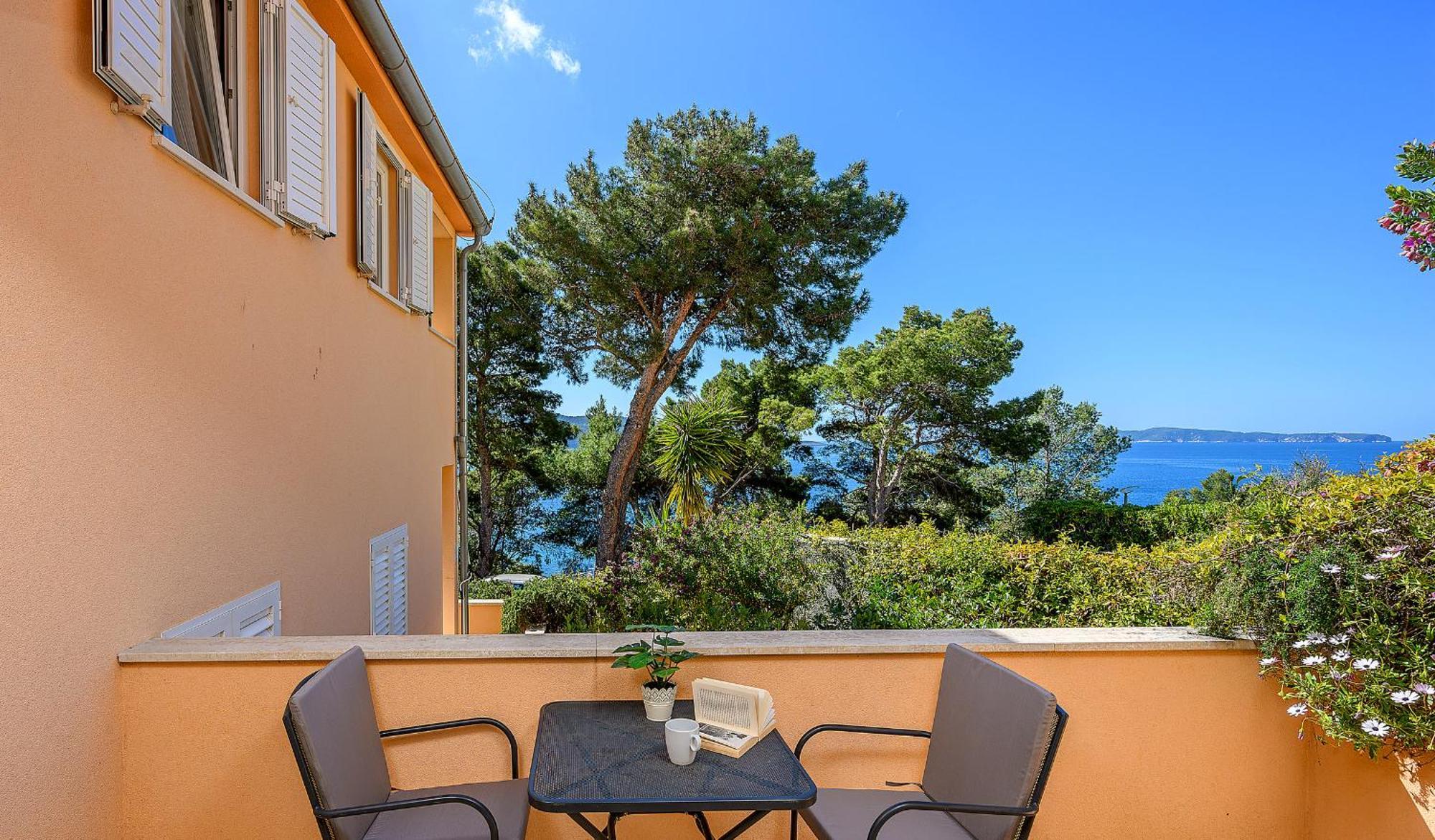 Apartment Mare Komiža Екстериор снимка