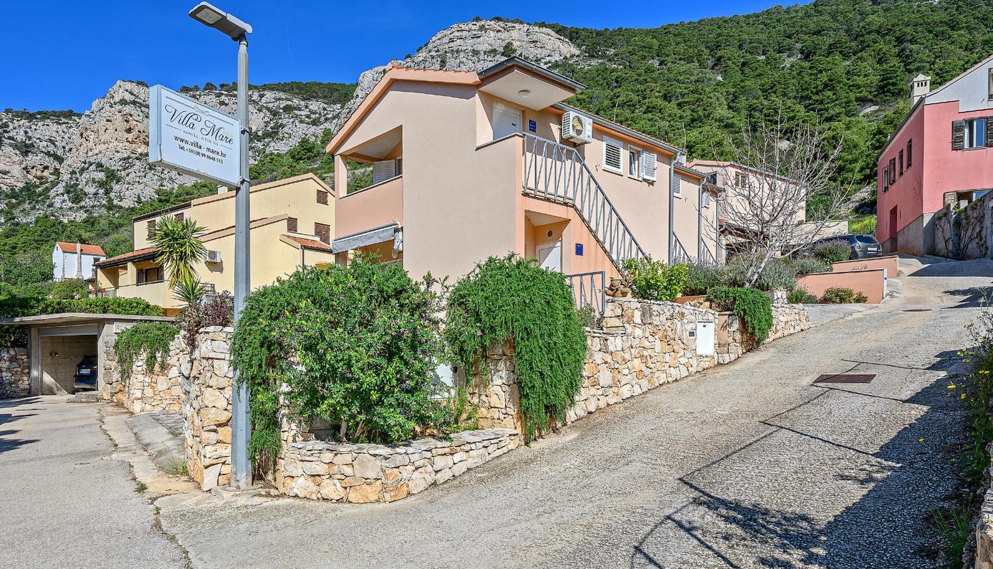 Apartment Mare Komiža Екстериор снимка