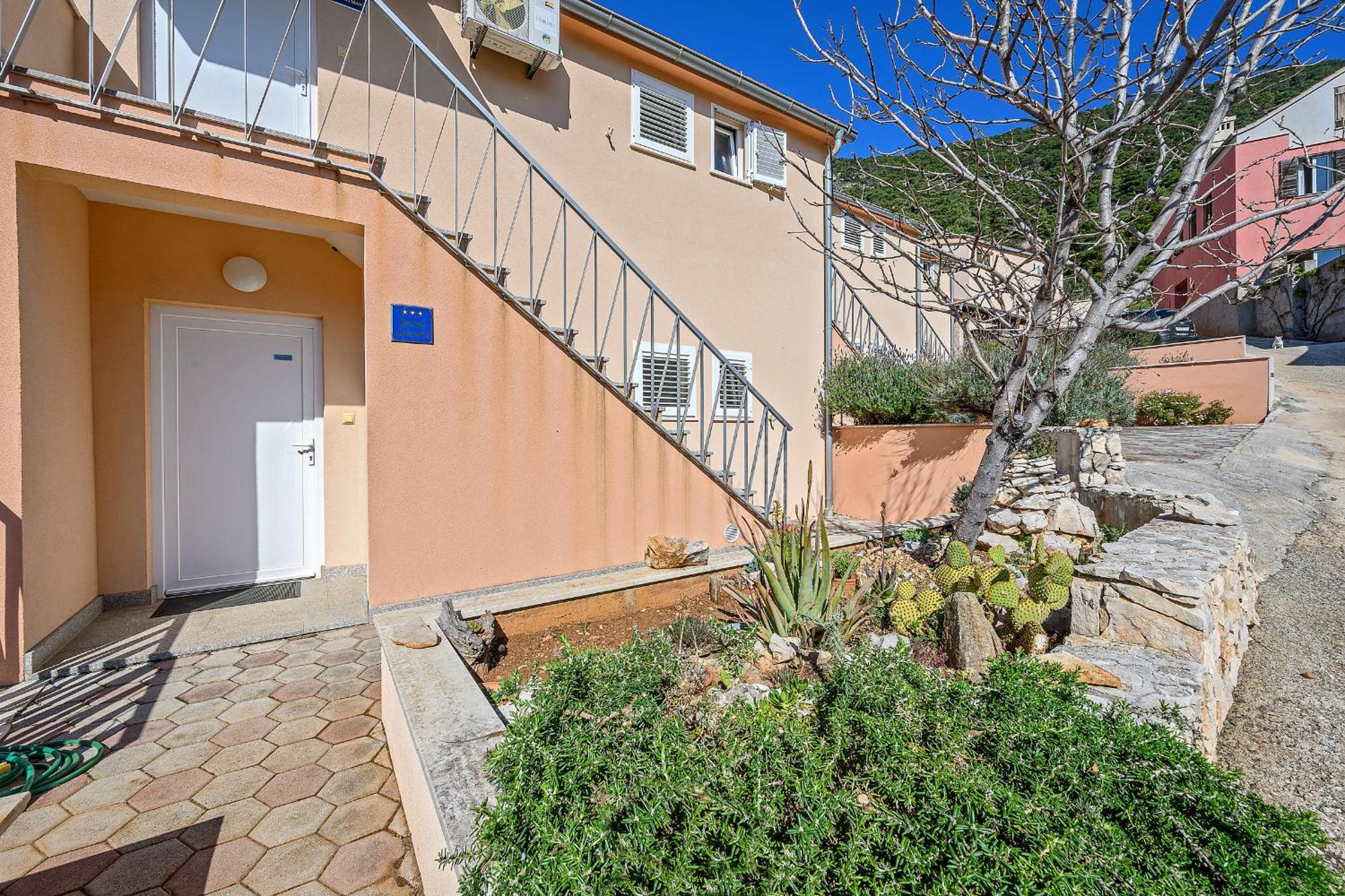 Apartment Mare Komiža Екстериор снимка